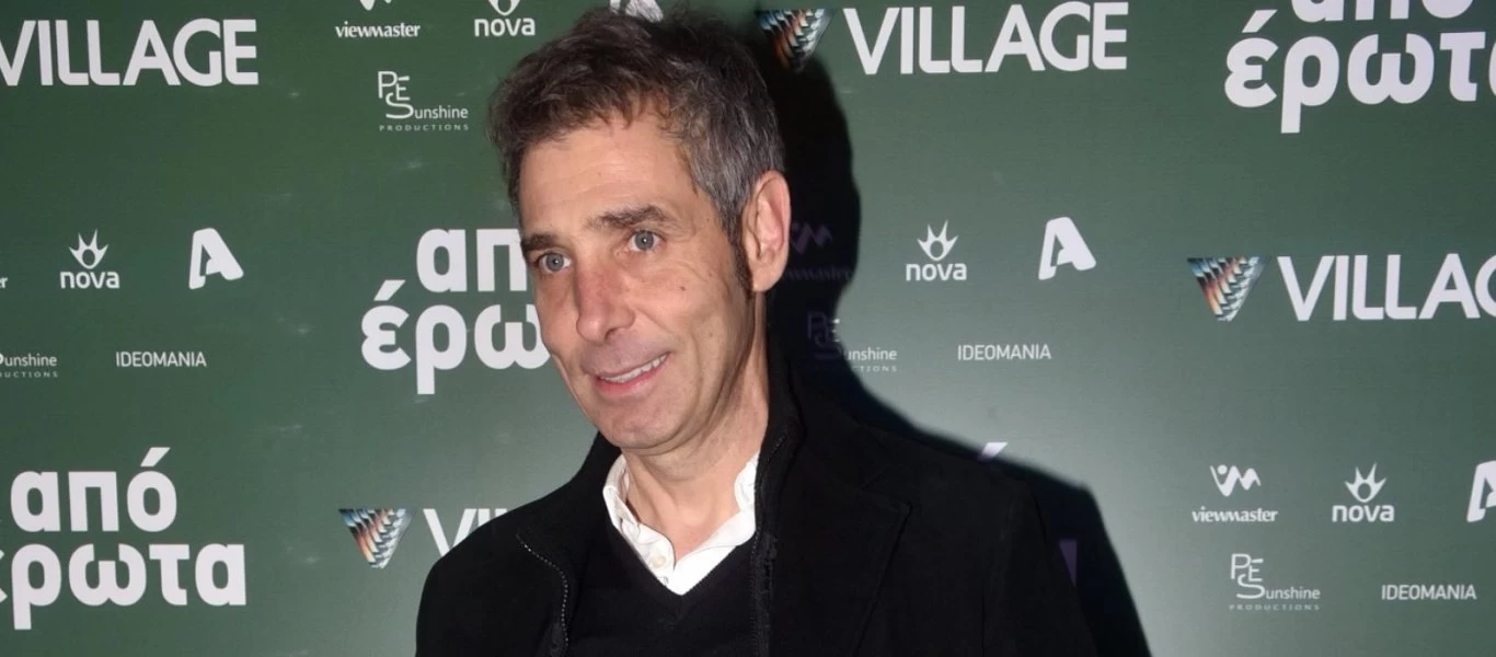 Λιποθύμησε στο θέατρο ο Θοδωρής Αθερίδης - Δε μπορούσε να κουνήσει τα δάχτυλά του